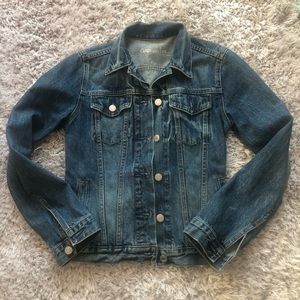 Classic Gap Jean Jacket